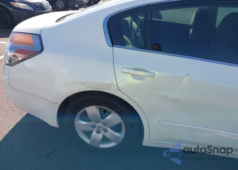 2008 Nissan Altima 2.5 S z USA, uszkodzony, nr VIN 1N4AL21E88C174190